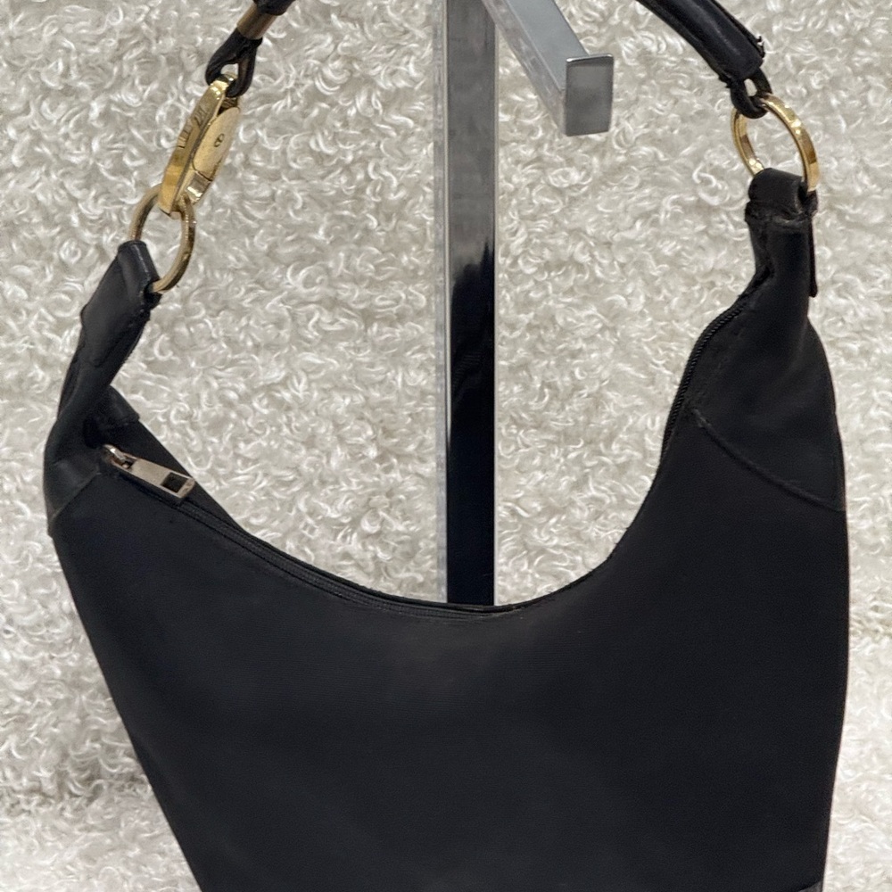 Gucci Black Hobo Bag with Gold Hardware - Picture 7 of 16